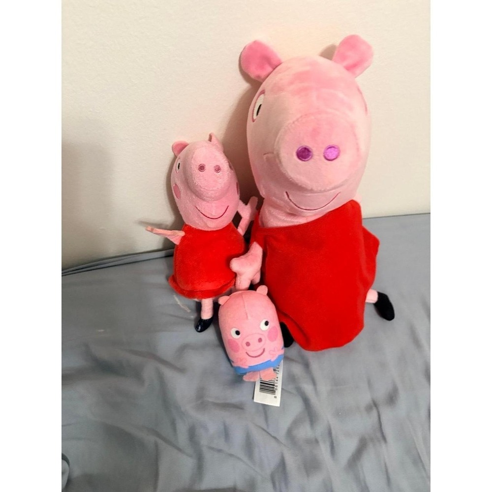 Peppa pig plush bundle